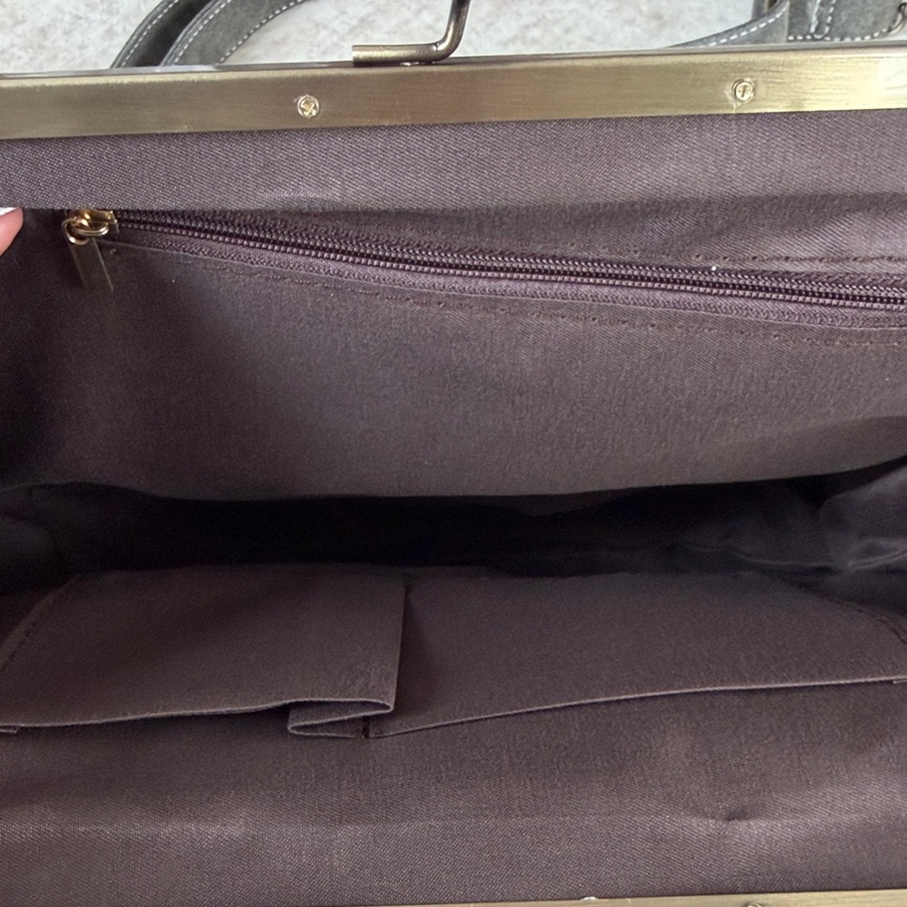 Elegant Gray Vintage-Style Women's Bag - Picture 5 of 6